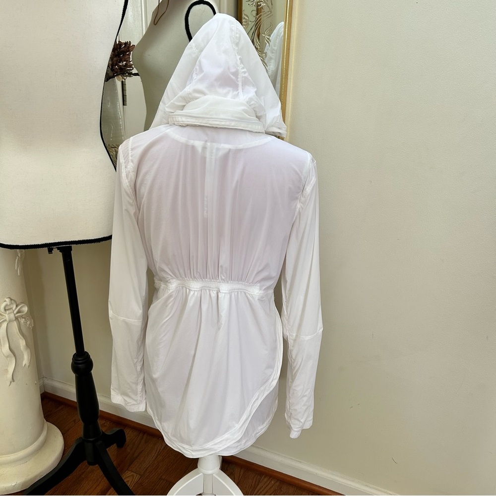 Lululemon 12 goal crusher Jacket White Full Zip Thumbholes Hood - Picture 3 of 10